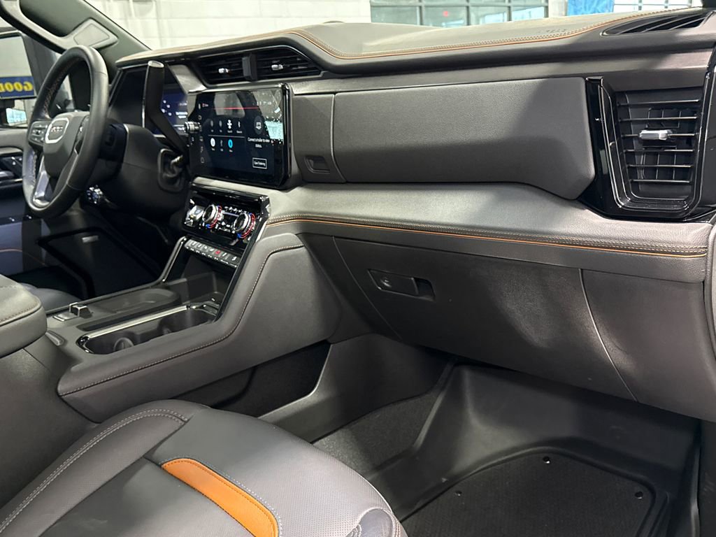 Used 2025 GMC Sierra 3500 AT4 w/ AT4 Premium Plus Package image 25