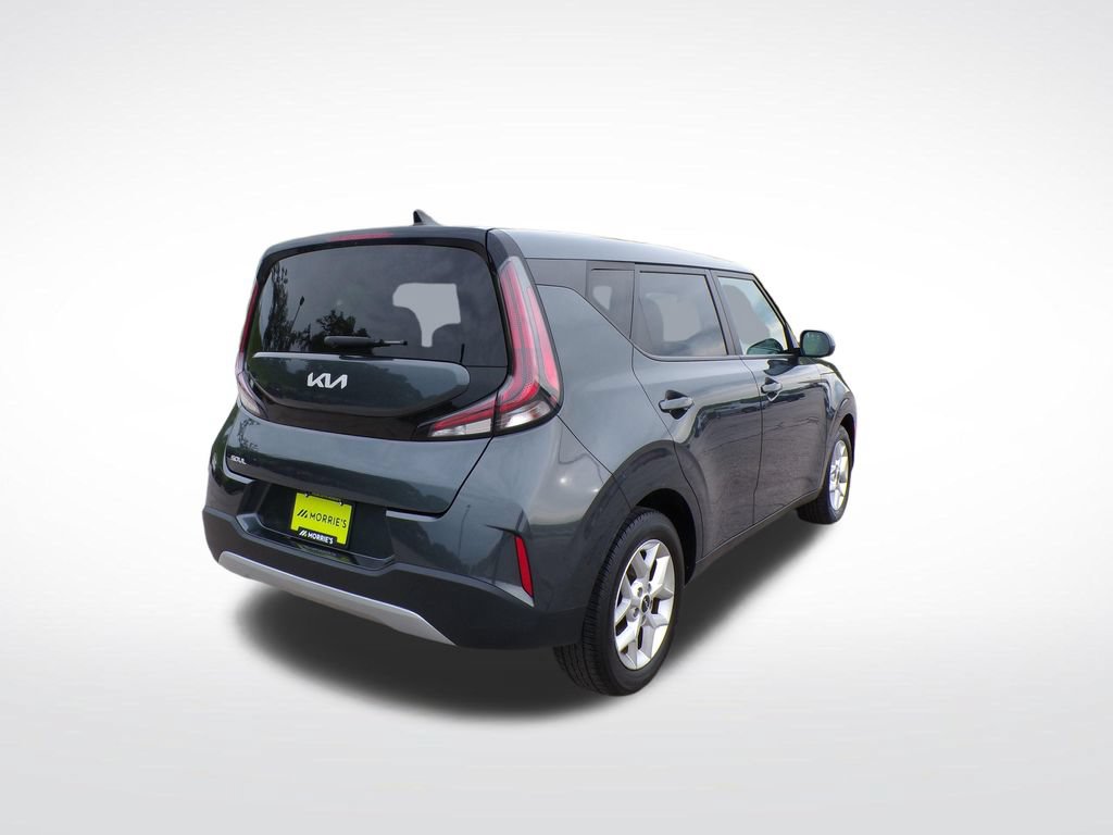 Used 2024 Kia Soul LX w/ Option Group 015 FWD image 5