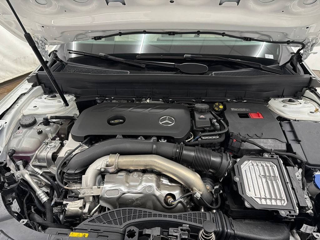 New 2026 Mercedes-Benz GLB 250 image 30