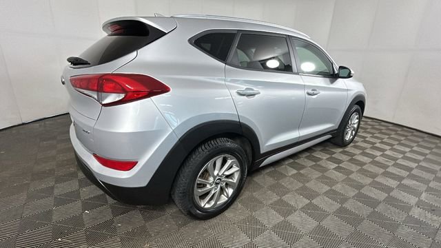 Used 2017 Hyundai Tucson SE Plus AWD/4WD image 3