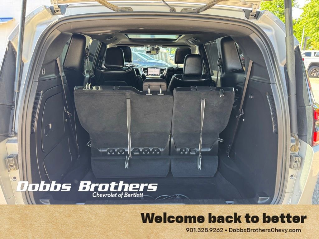 Used 2022 Chrysler Pacifica Limited w/ Uconnect Theater Family Group FWD image 39