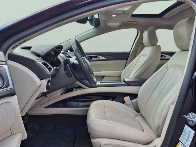 Used 2020 Lincoln MKZ Reserve w/ Monochromatic Package FWD image 11