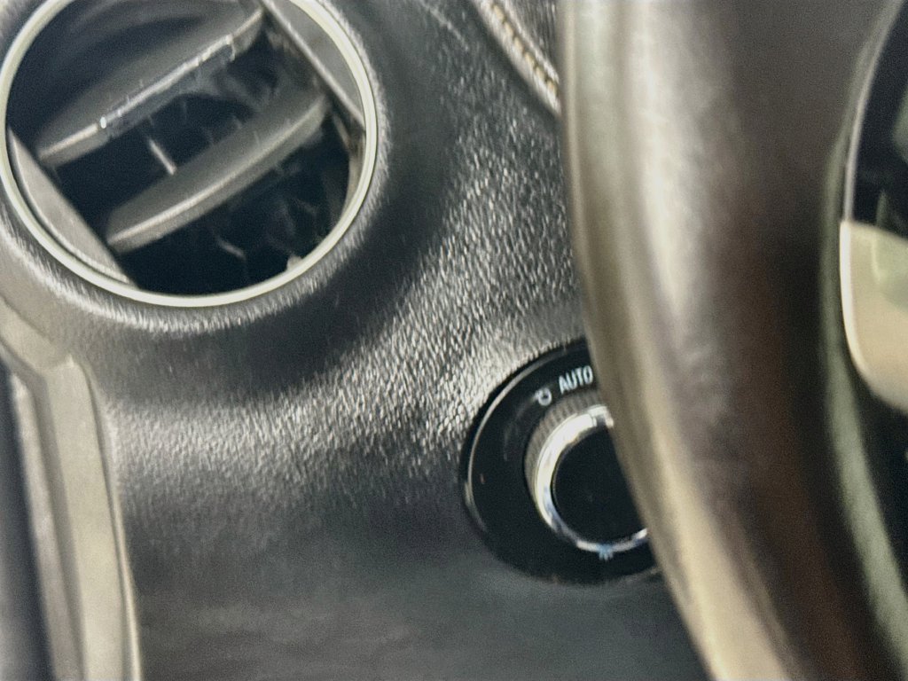 Used 2014 Chevrolet Camaro LS RWD image 10