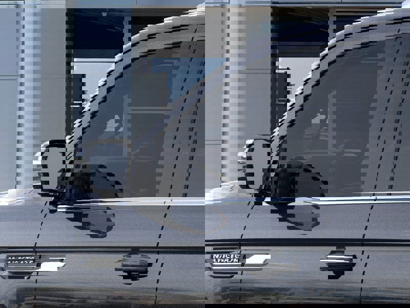 New 2024 Lincoln Navigator Black Label image 20