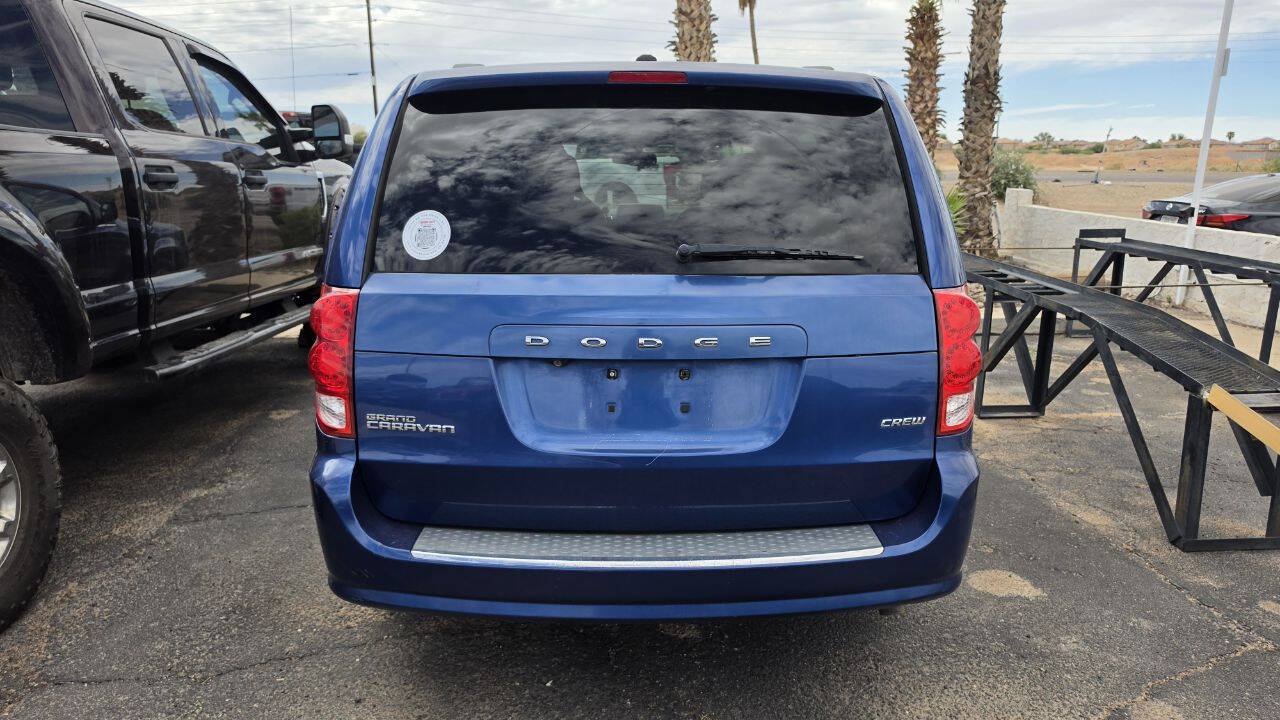 Used 2011 Dodge Grand Caravan Crew w/ Entertainment Group 1 FWD image 4