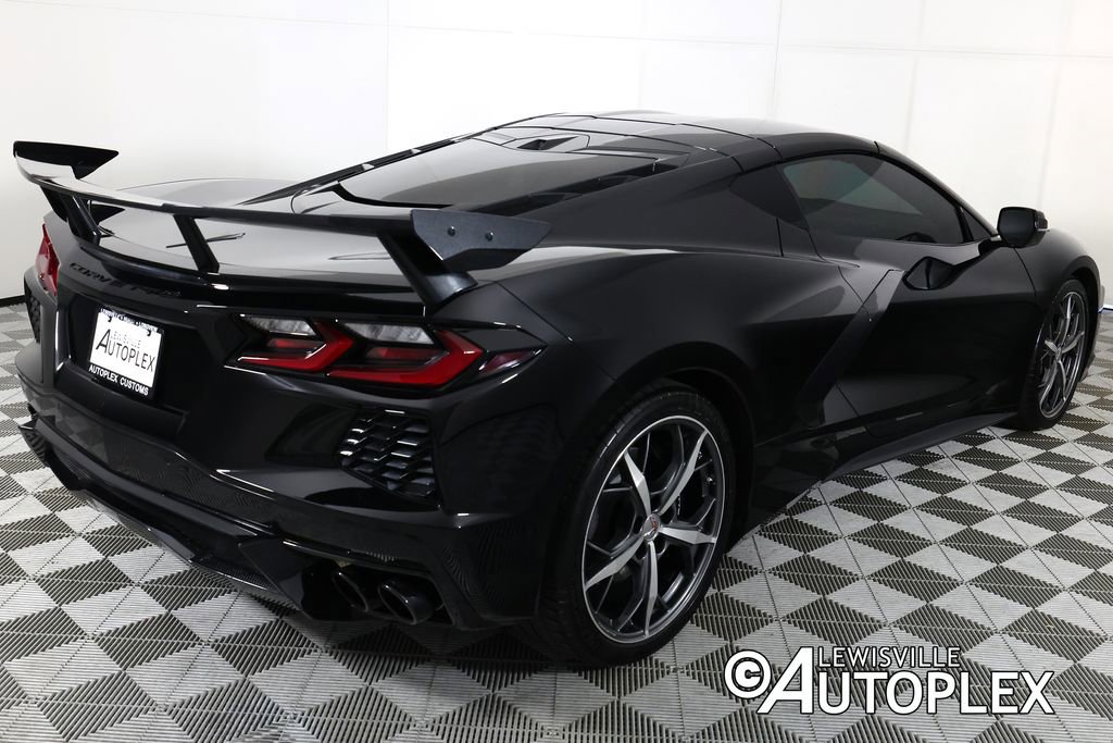 Used 2023 Chevrolet Corvette Stingray w/ Stealth Interior Trim Package image 5