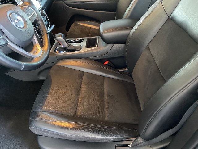 Used 2021 Jeep Grand Cherokee Laredo X RWD image 18