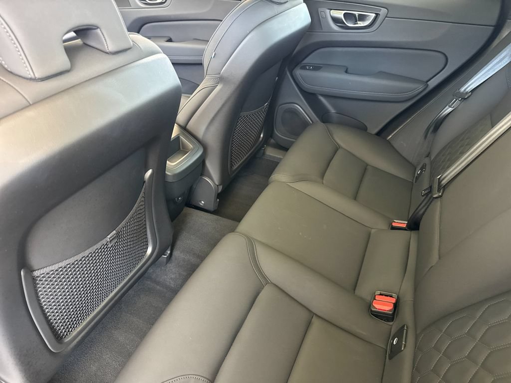 New 2026 Volvo XC60 B5 Core AWD/4WD image 11