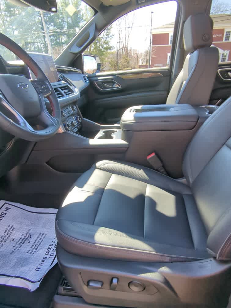 Used 2024 Chevrolet Tahoe RST w/ Luxury Package image 14