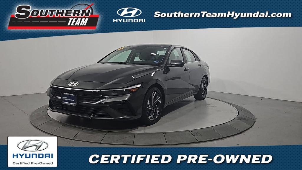 Certified 2025 Hyundai Elantra Limited w/ Cargo Package FWD image 1