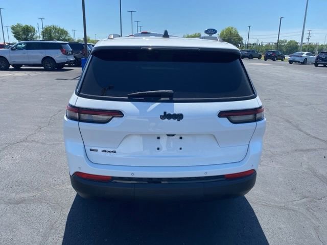 Used 2021 Jeep Grand Cherokee L Laredo AWD/4WD image 4