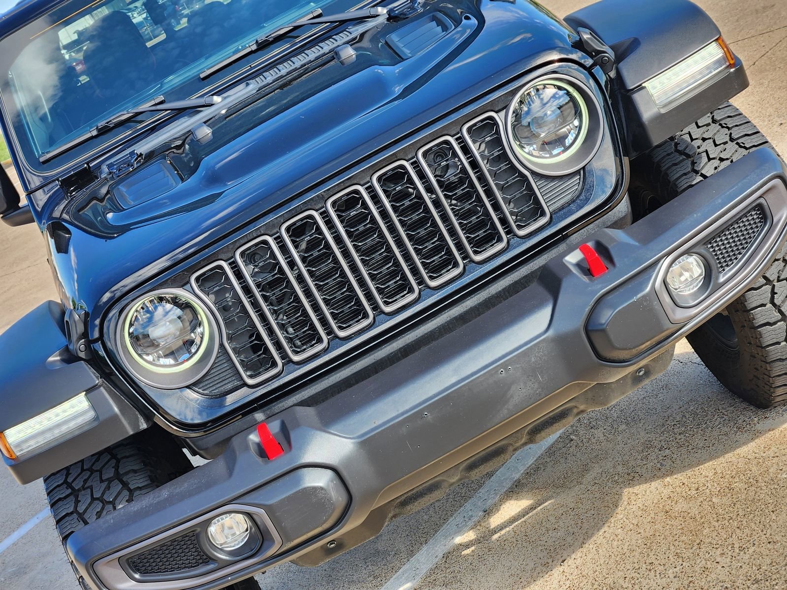 Used 2024 Jeep Gladiator Rubicon image 8