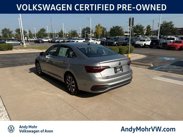 Used 2023 Volkswagen Jetta S FWD image 4
