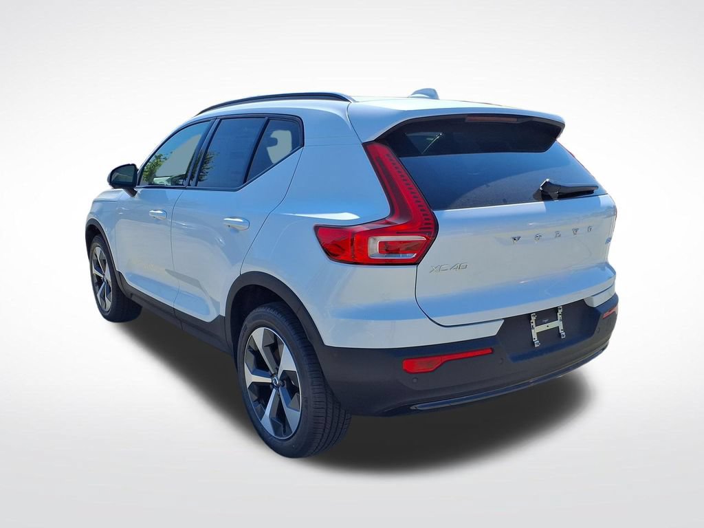 New 2026 Volvo XC40 B5 Plus w/ Protection Package Premier AWD/4WD image 6