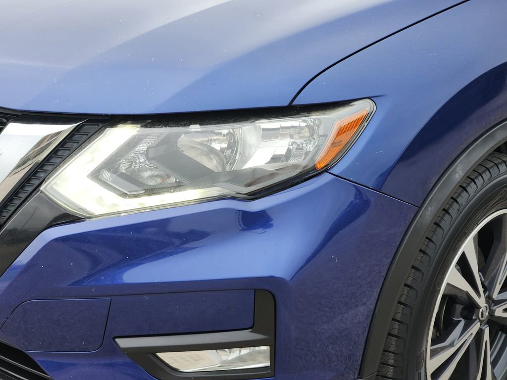 Used 2018 Nissan Rogue SL FWD image 5
