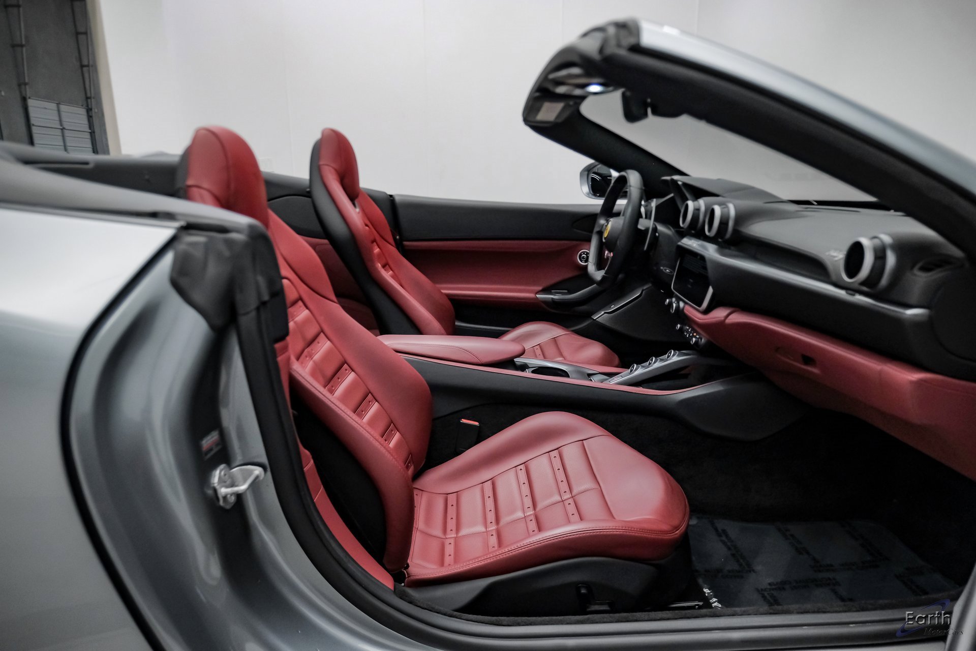 Used 2019 Ferrari Portofino image 62