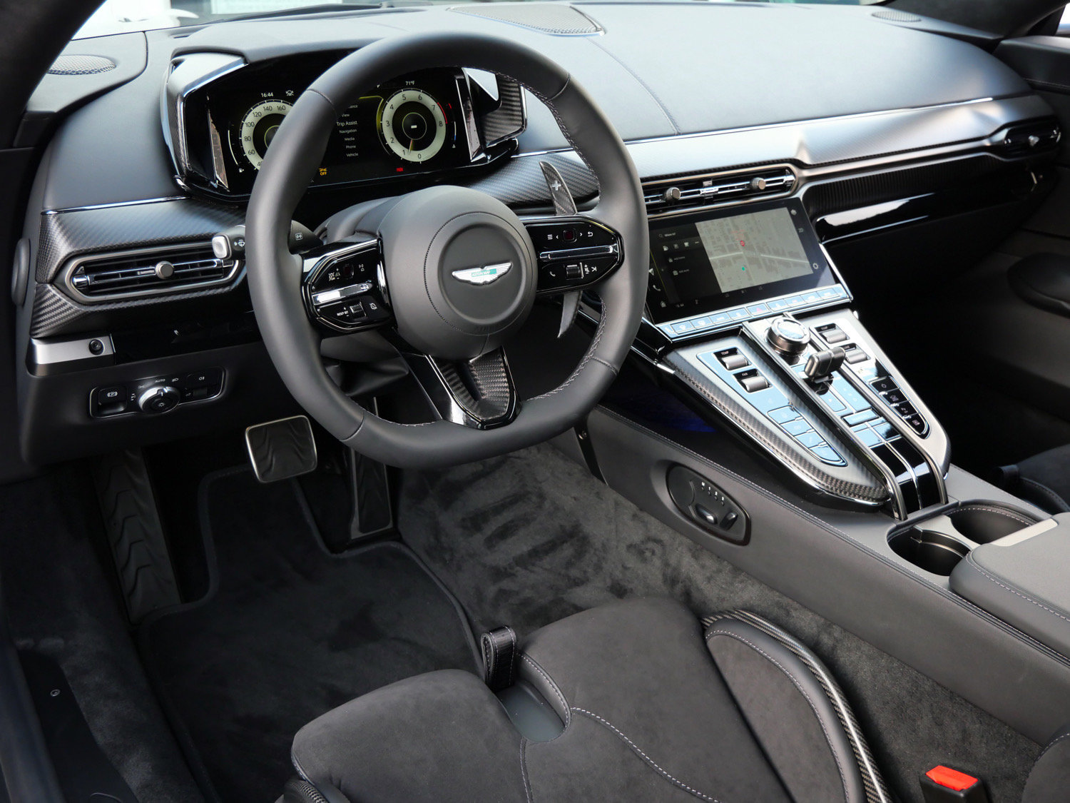 New 2026 Aston Martin V8 Vantage S RWD image 3