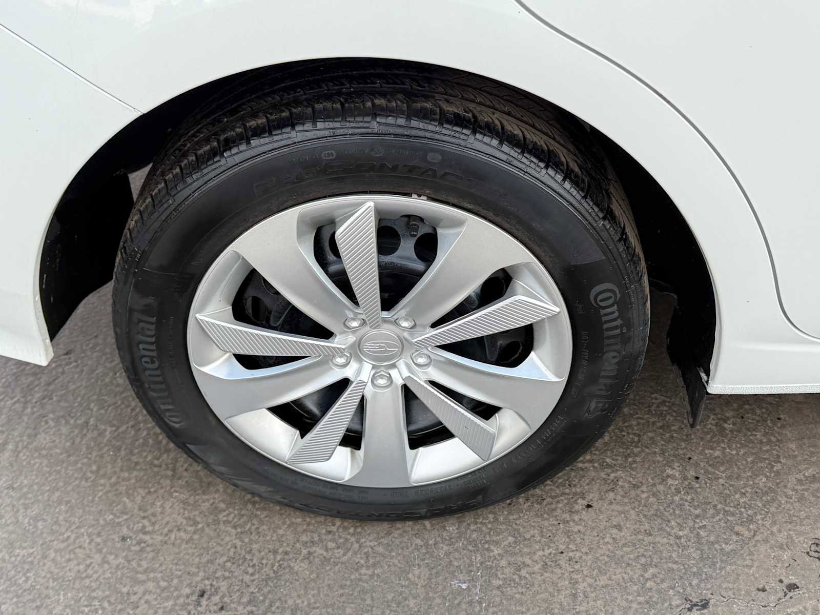 Certified 2022 Subaru Impreza 2.0i image 8