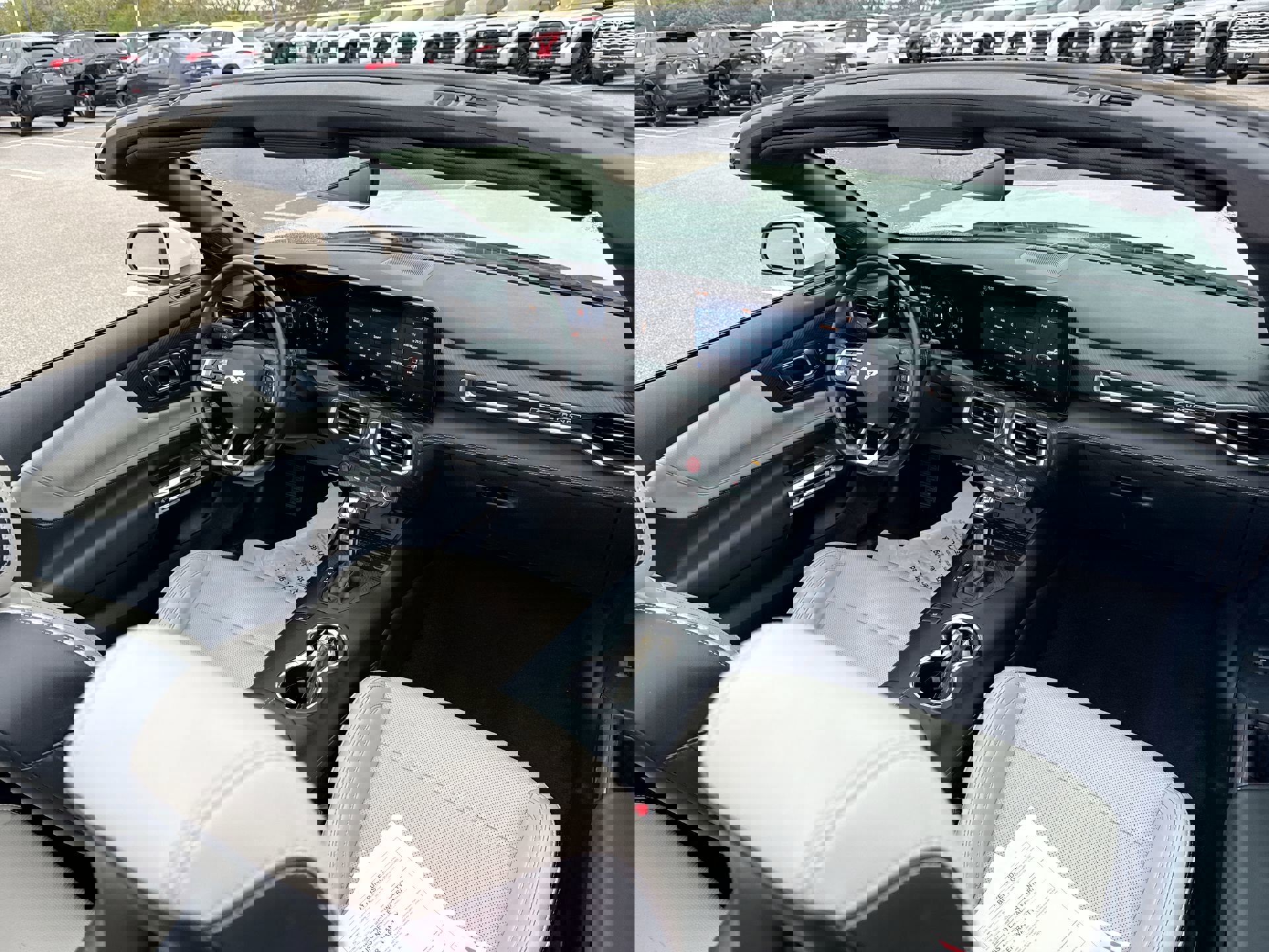 Used 2024 Ford Mustang Premium image 23