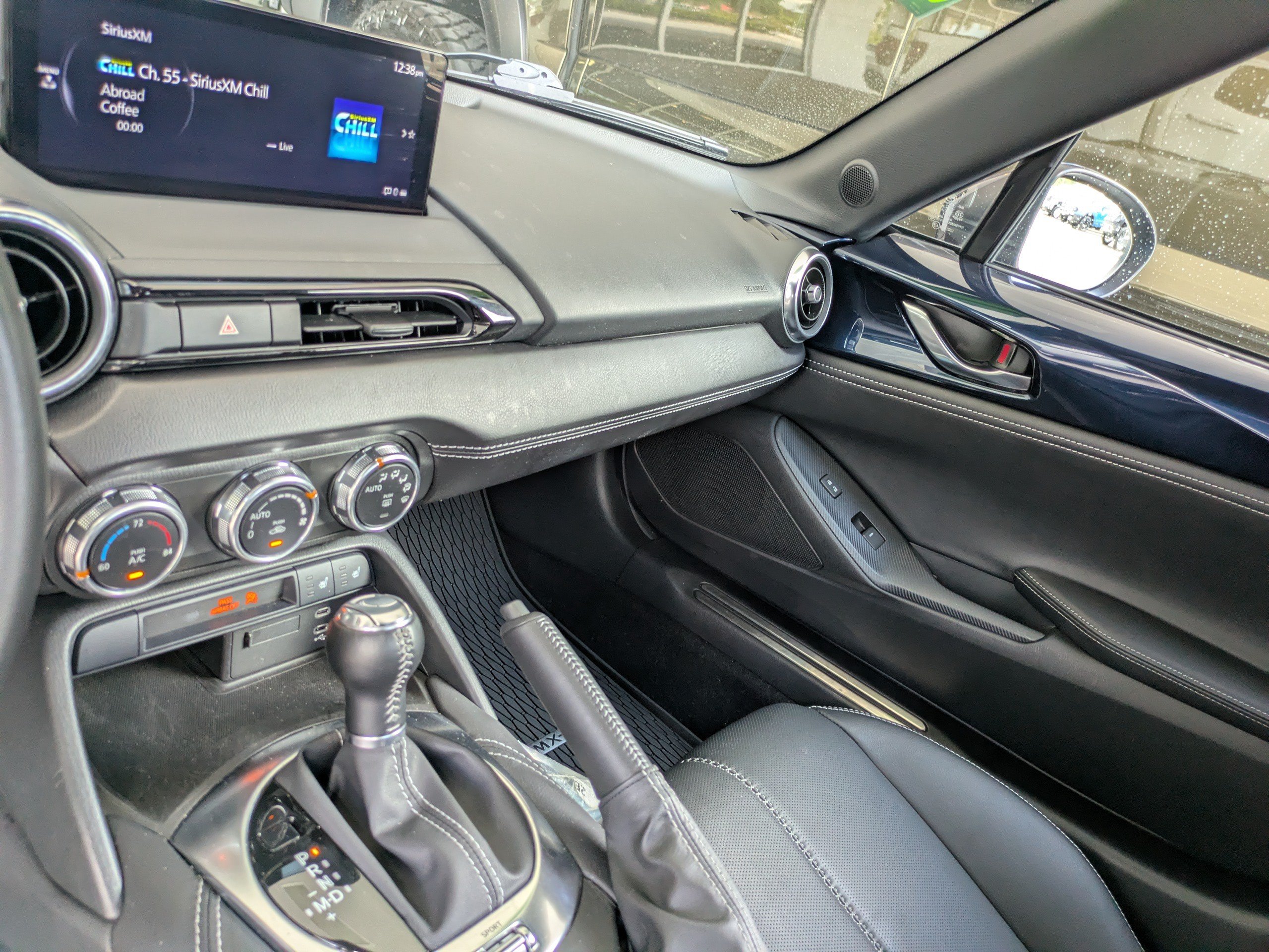 Used 2025 MAZDA MX-5 Miata Grand Touring w/ Weather Package RWD image 16