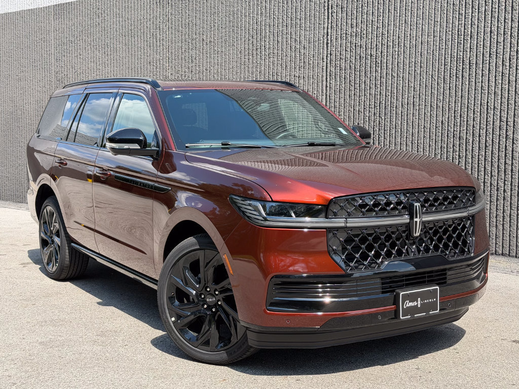 New 2027 Lincoln Navigator Reserve w/ Jet Appearance Package AWD/4WD image 9