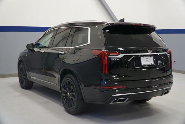 Certified 2024 Cadillac XT6 Luxury w/ LPO, Floor Liner Package AWD/4WD image 3