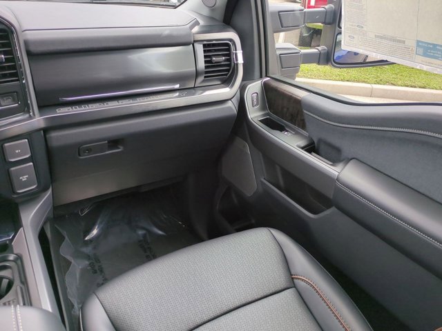 New 2026 Ford F350 4x4 Crew Cab Super Duty image 17