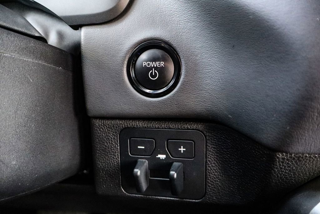 Used 2025 Toyota Tundra Platinum image 23