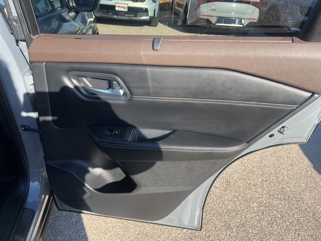 Certified 2023 Nissan Rogue SL w/ SL Premium Package image 17