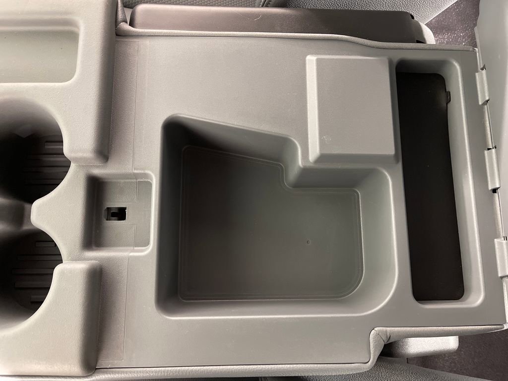 Used 2016 Ford F250 XL w/ Power Equipment Group image 25