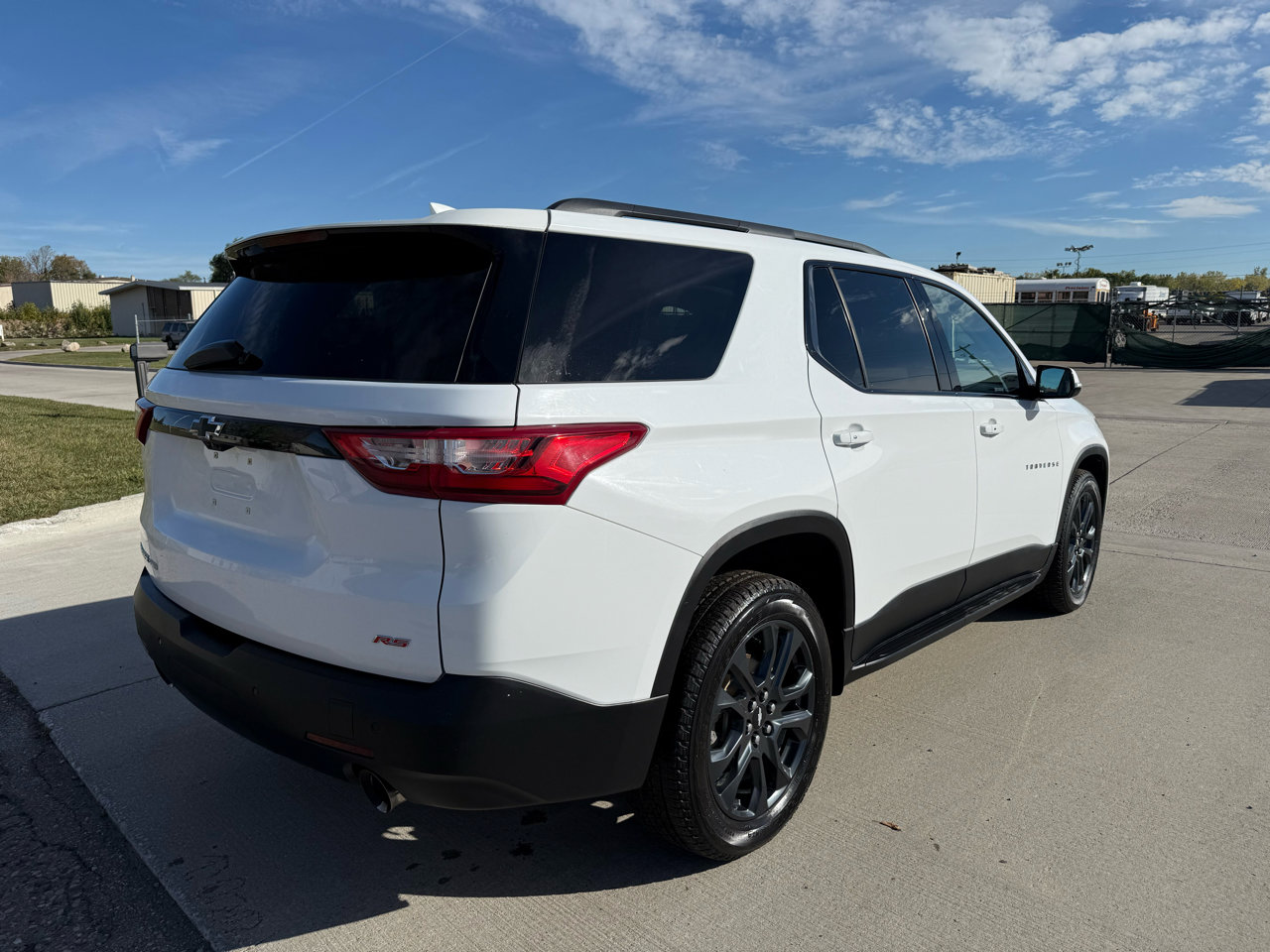 Used 2019 Chevrolet Traverse RS image 3