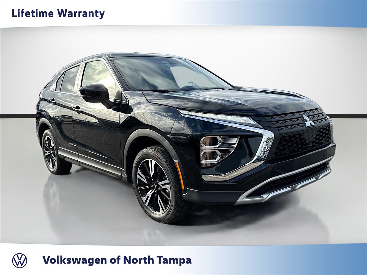 Used 2025 Mitsubishi Eclipse Cross Black Edition image 1