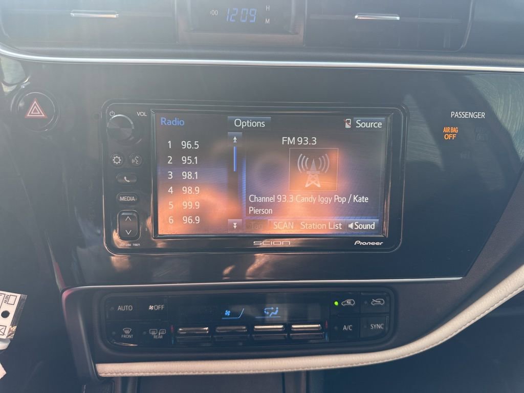 Used 2016 Scion iM video 3