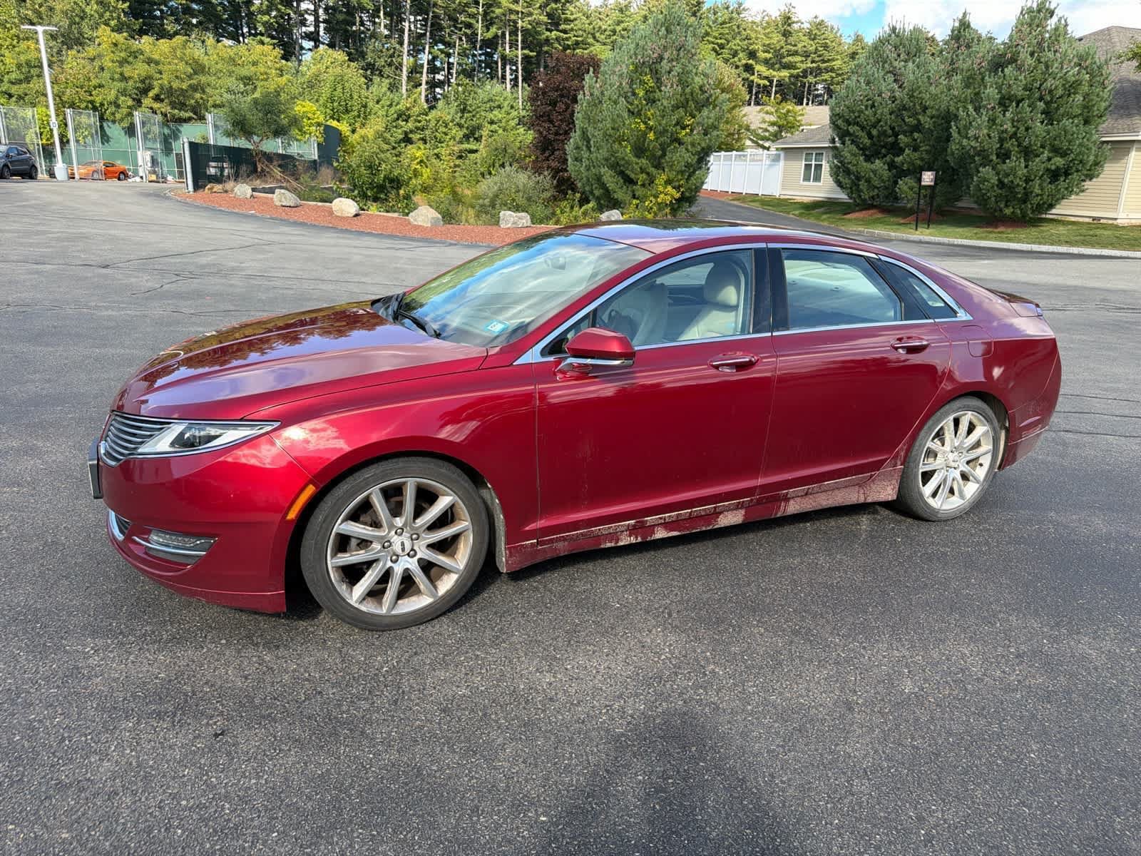 Used 2013 Lincoln MKZ AWD image 1