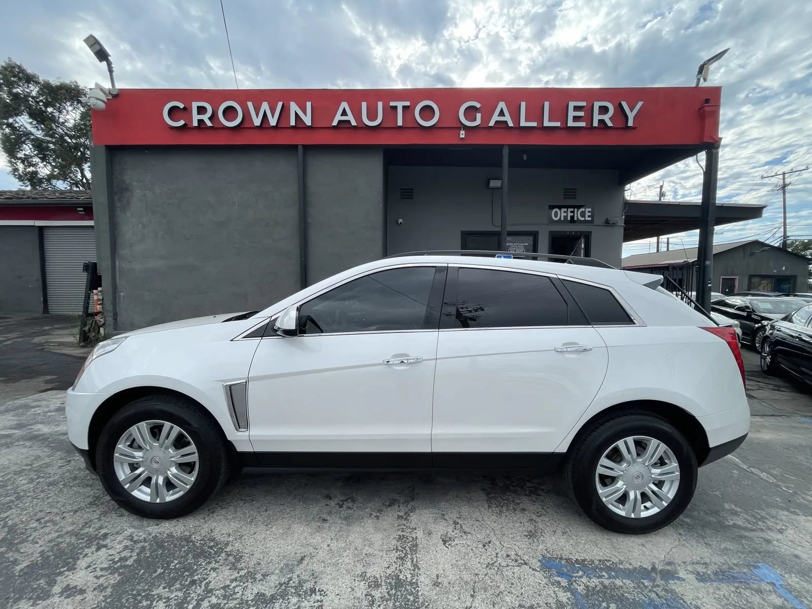 Used 2014 Cadillac SRX FWD image 6