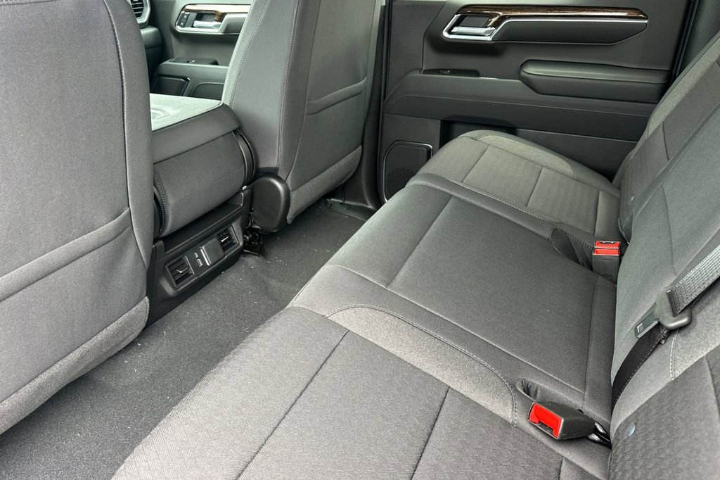 New 2026 GMC Sierra 1500 SLE w/ Preferred Package AWD/4WD image 10