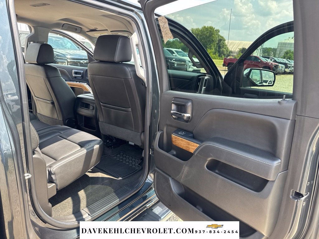 Used 2018 Chevrolet Silverado 1500 LTZ w/ Sport Package AWD/4WD image 23