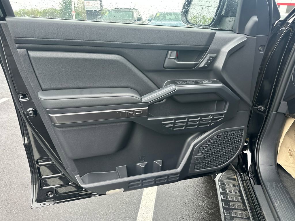 New 2026 Toyota 4Runner TRD Off-Road Premium AWD/4WD image 14