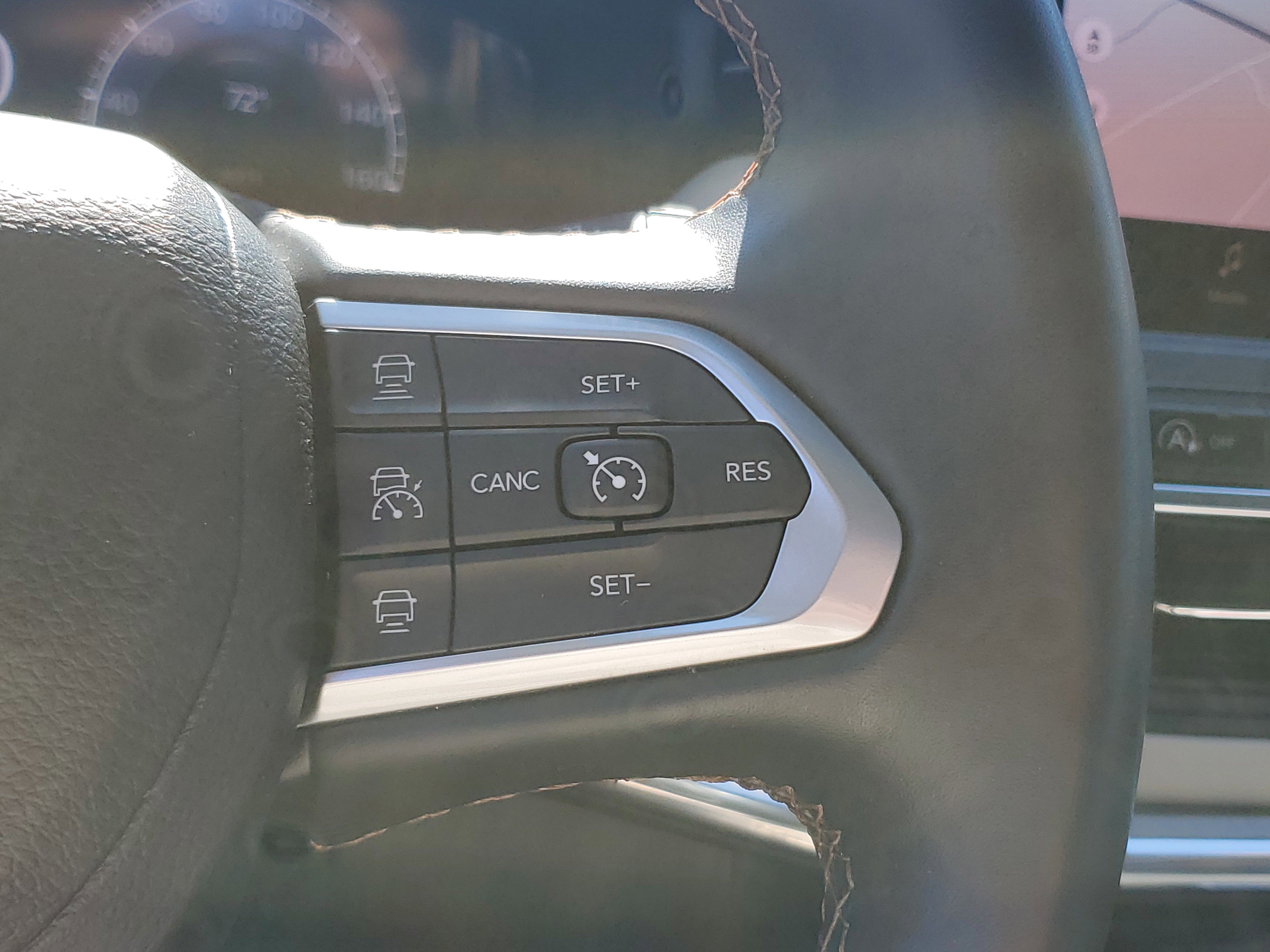 Used 2022 Jeep Compass Limited w/ Elite Group AWD/4WD image 20