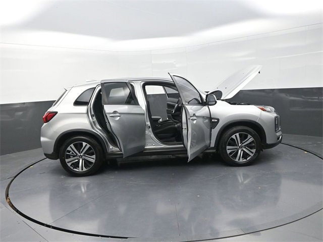 Used 2020 Mitsubishi Outlander Sport ES image 32