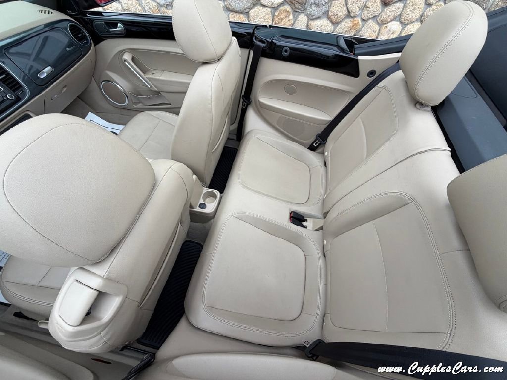 Used 2013 Volkswagen Beetle 2.0T image 20