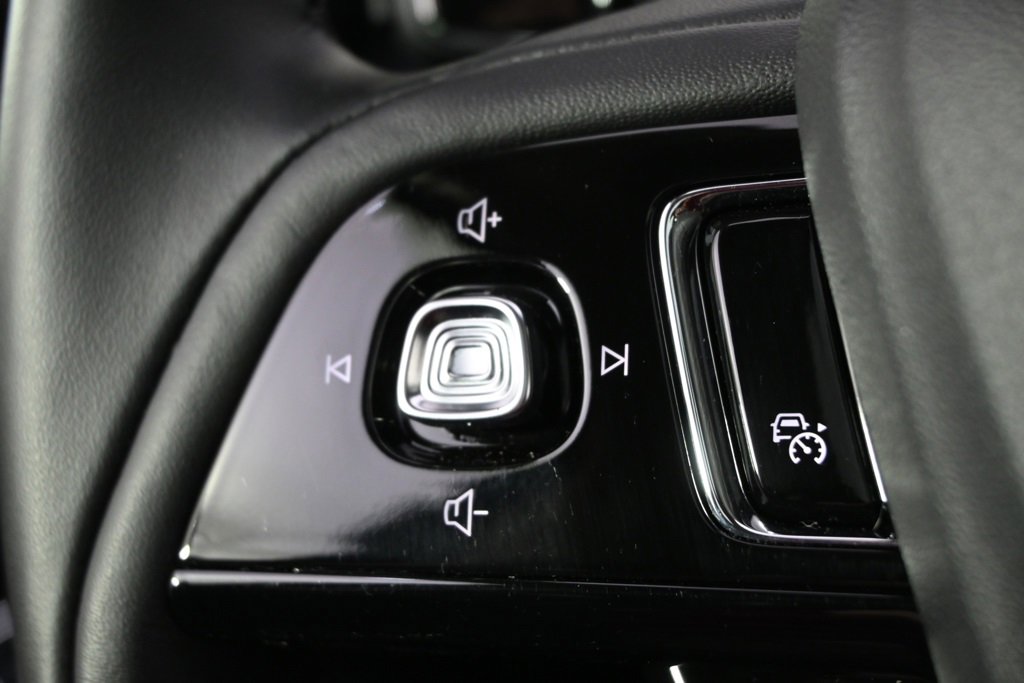 New 2025 Lincoln Corsair Reserve w/ Jet Appearance Package image 30