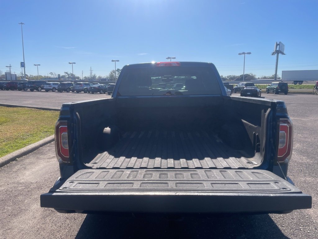 Used 2017 GMC Sierra 1500 SLT w/ All Terrain X Package image 13