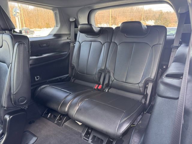 Used 2023 Jeep Grand Cherokee L Limited AWD/4WD image 27