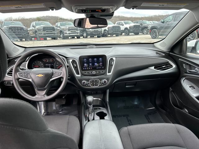 Used 2024 Chevrolet Malibu LT image 9