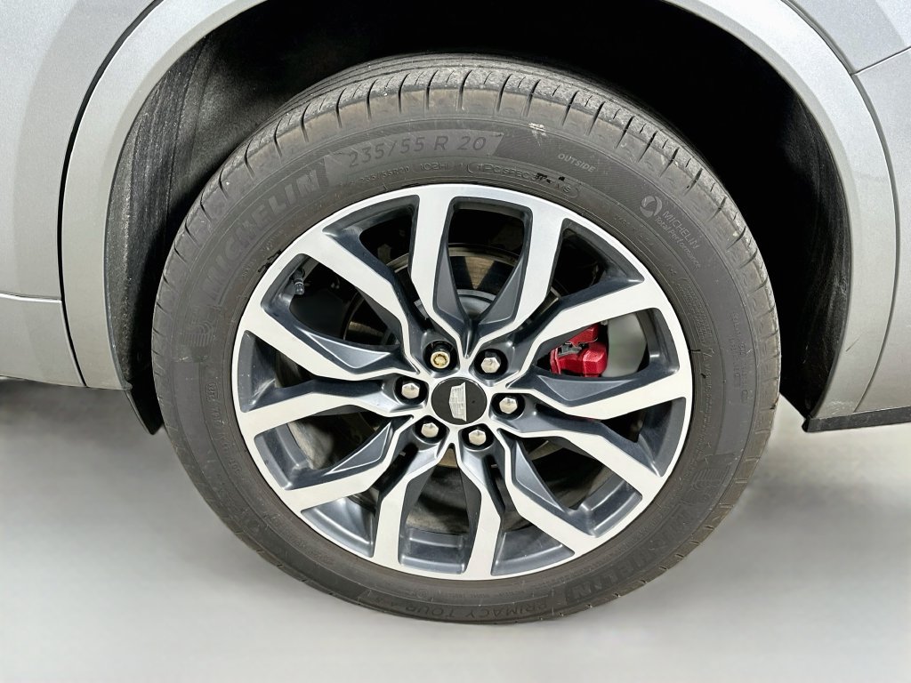 Used 2025 Cadillac XT6 Sport w/ Platinum Package AWD/4WD image 39
