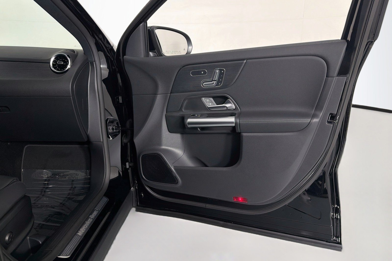 New 2026 Mercedes-Benz GLA 250 image 23