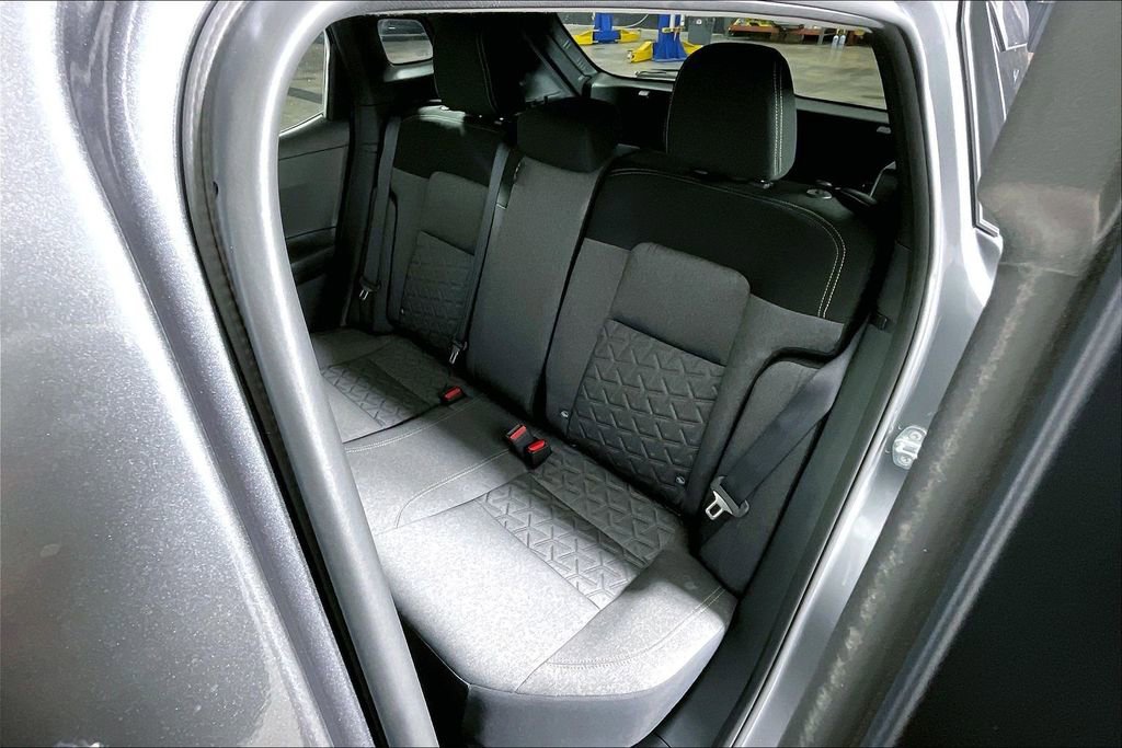 Certified 2025 Nissan Kicks SV image 35