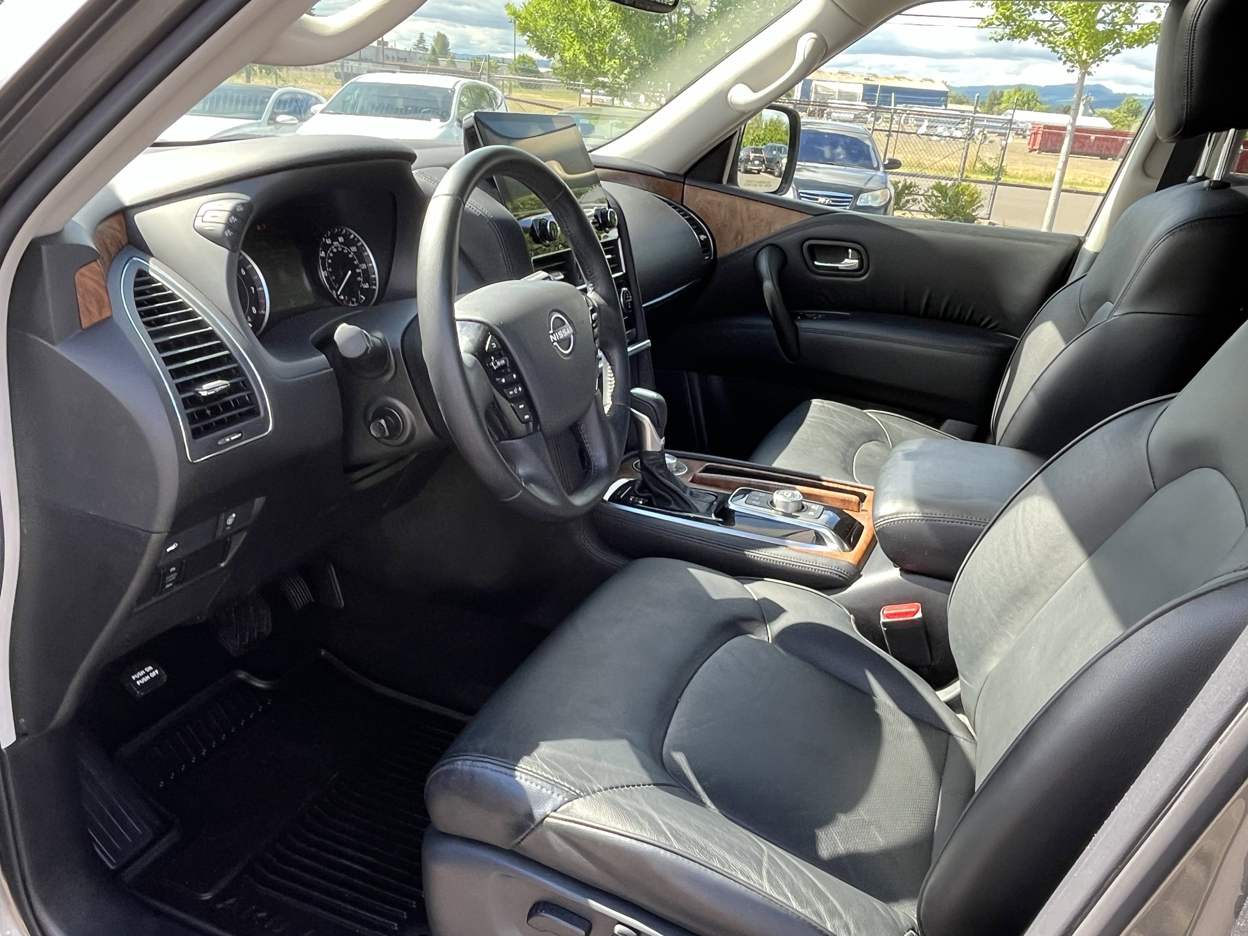 Used 2022 Nissan Armada SL AWD/4WD image 10