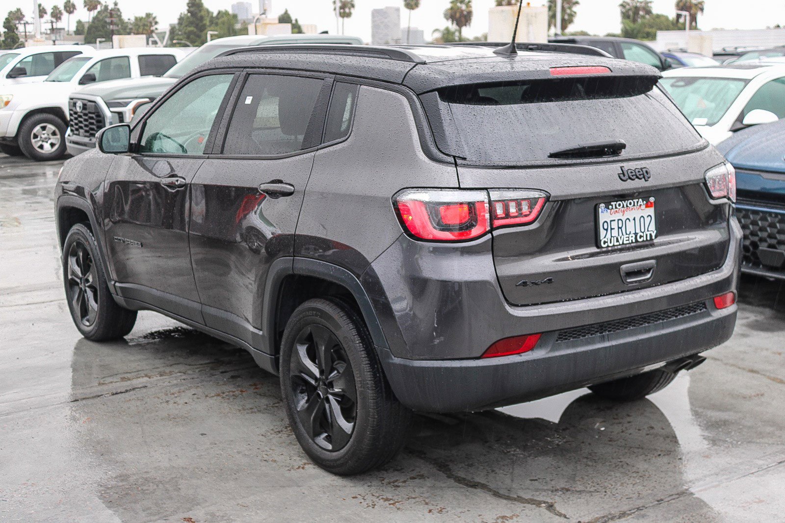 Used 2020 Jeep Compass Latitude image 7
